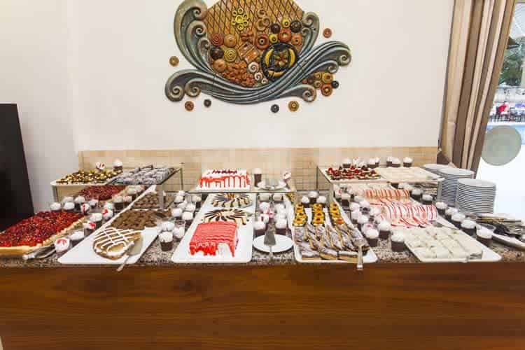 Big Blue Suite Hotel